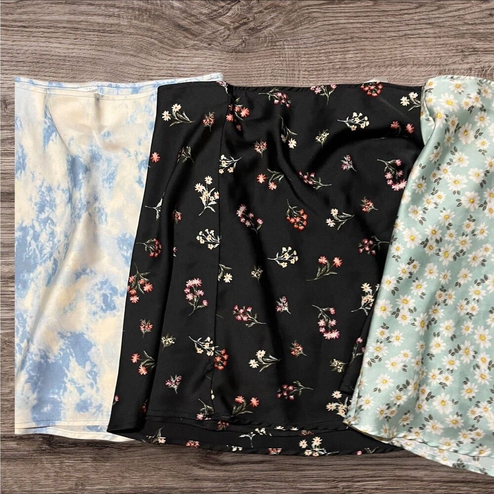 Womens No Boundaries Silk Skirt Lot-medium - Picture 2 of 8